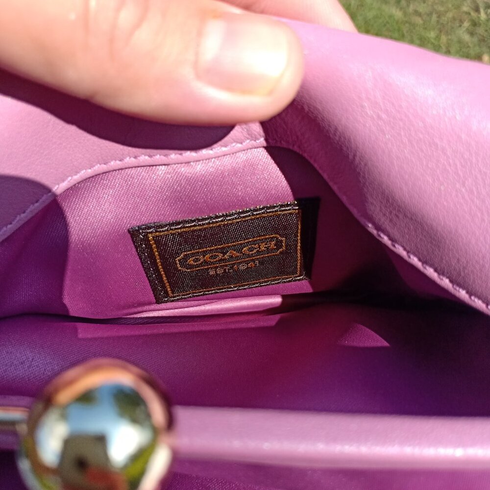 Rare Coach Kiss lock Mini Hobo bag - Pink - Picture 13 of 16